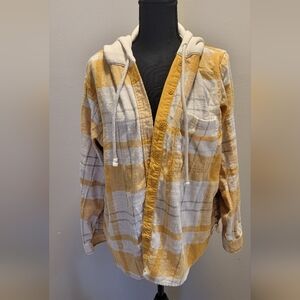 American Eagle Outfitters Mustard and Cream Hoodie